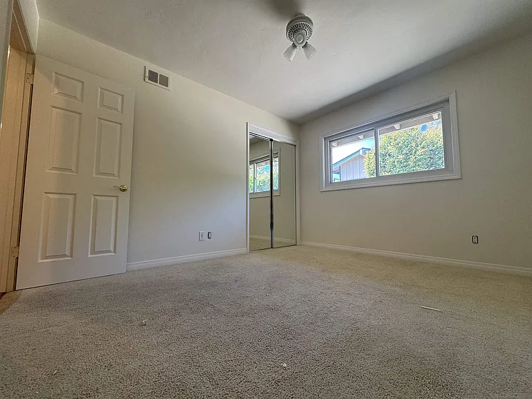 3722 Del Mar Ave — Photo 13
