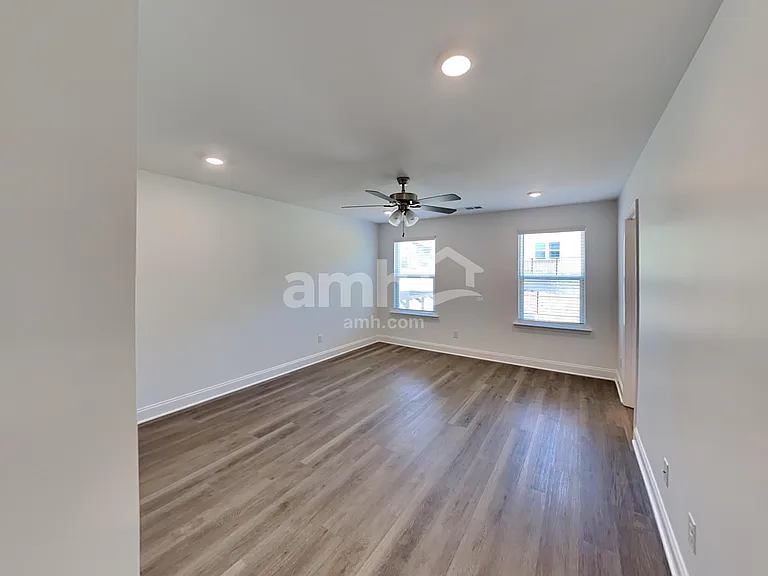 201 Argea Dr — Photo 6