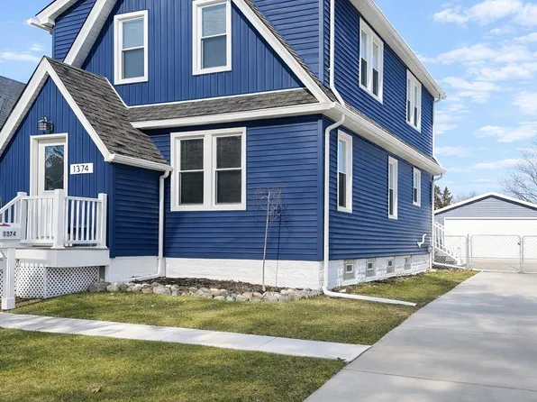 1374 Anita Ave, Grosse Pointe Woods, MI 48236