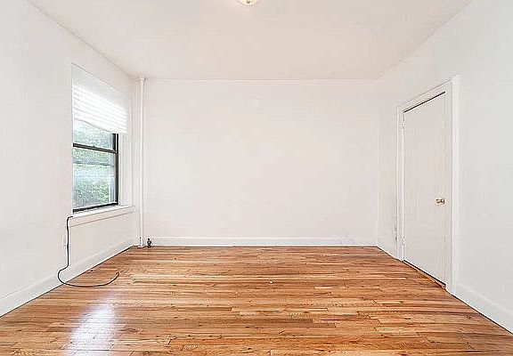 5th image of 24-24 28th St #1B
