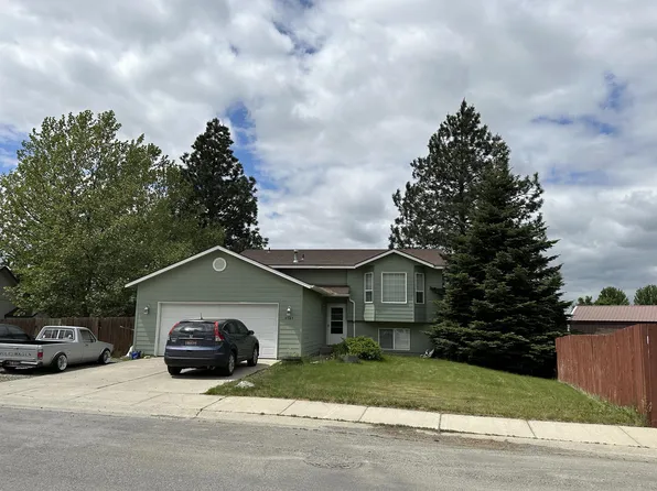 2565 N Stagecoach Dr, Post Falls, ID 83854