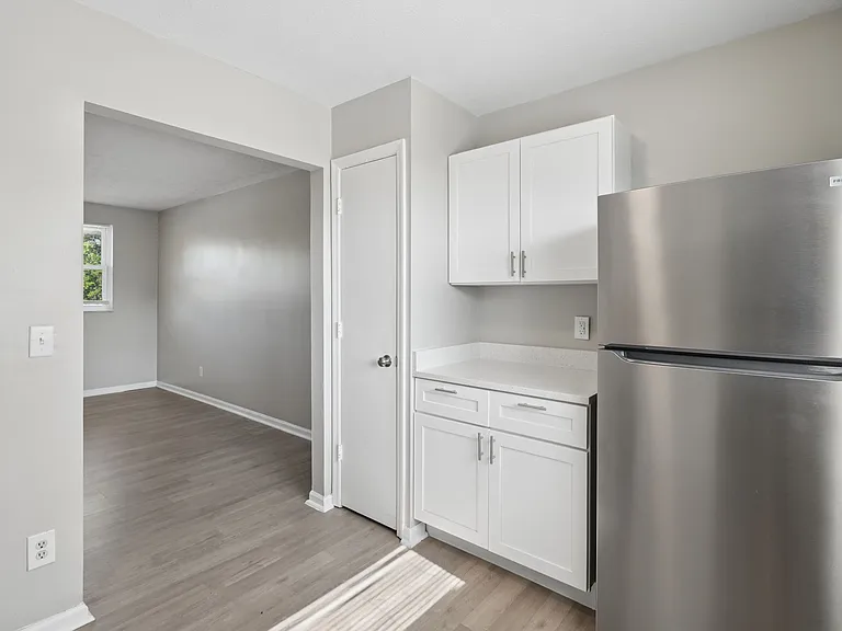 815 Riverview Dr #G — Photo 16