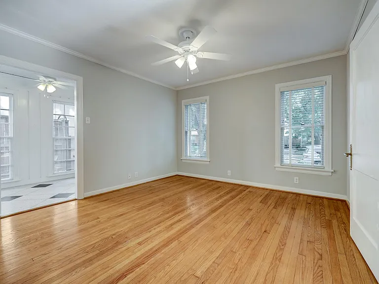 2910 Plumb St — Photo 15