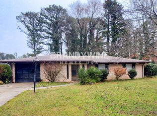 325 Pointer Ct, Atlanta, GA 30349