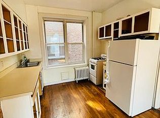 22-69 26th St #2F, Astoria, NY 11105