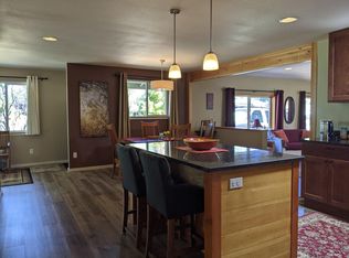 20855 Desert Woods Dr, Bend, OR 97702