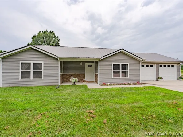 801 Jefferson St, Versailles, MO 65084
