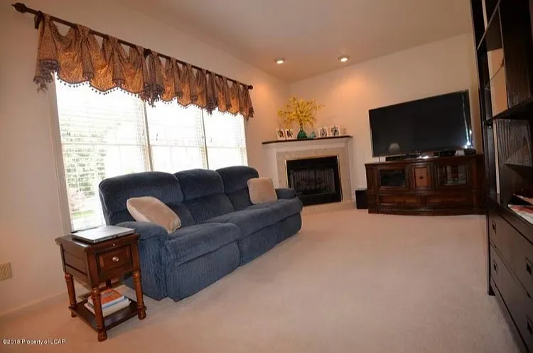 49 Nittany Ln — Photo 9