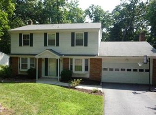 71 Brownstone Dr, Hershey, PA 17033