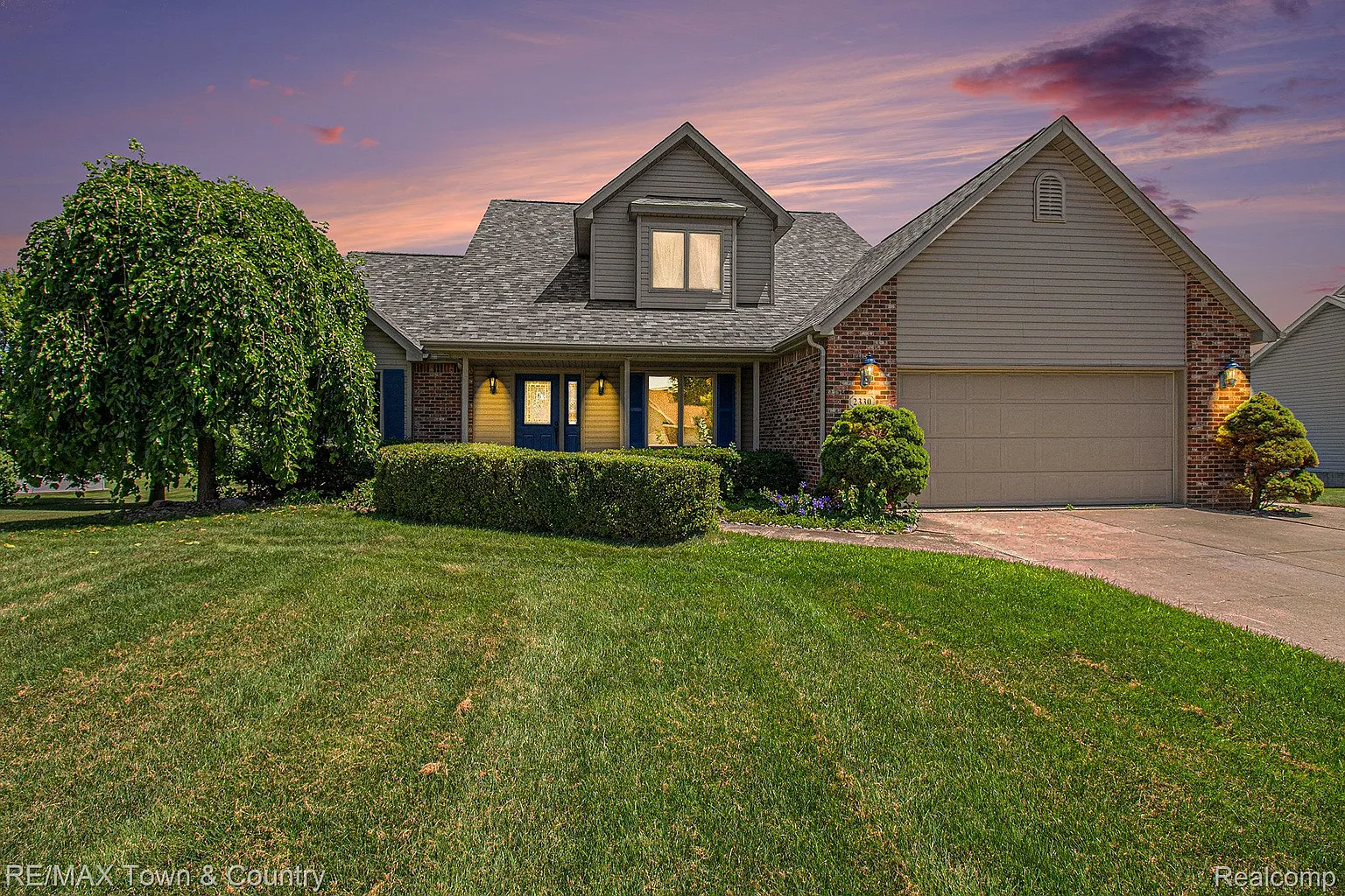 2330 Pebble Creek Dr photo 1