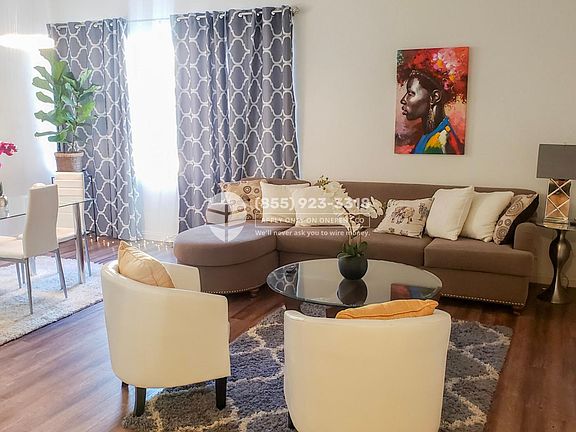 3rd image of 4160 Hillcrest Dr #2