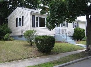 26 Lubec St, Providence, RI 02904