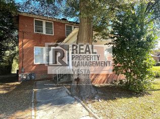 1096 Hillyer Ave, Macon, GA 31204