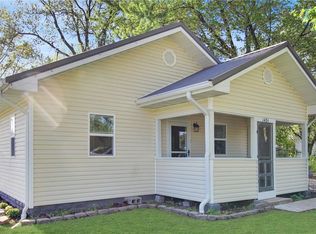 1431 S 12th St, Parsons, KS 67357