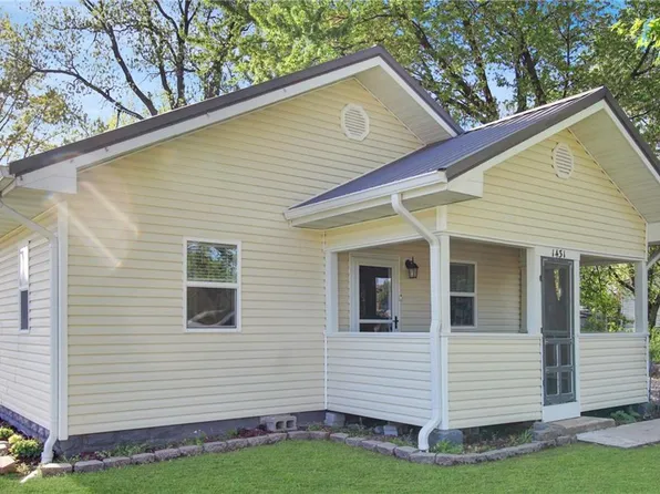1431 S 12th St, Parsons, KS 67357