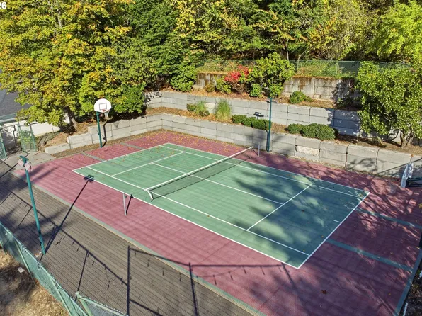 0 Westview Cir, Lake Oswego, OR 97034