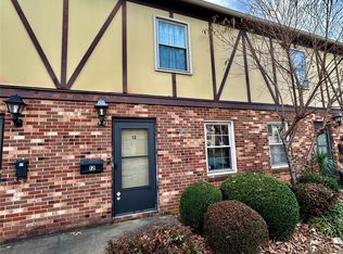 1335 12th Street Dr NW APT 12, Hickory, NC 28601