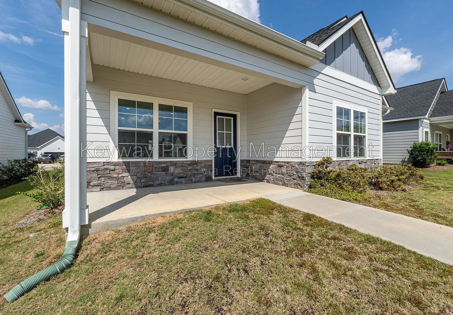 3 bed, 2.0 bath, 1489 sqft, $1,885 — Photo 2