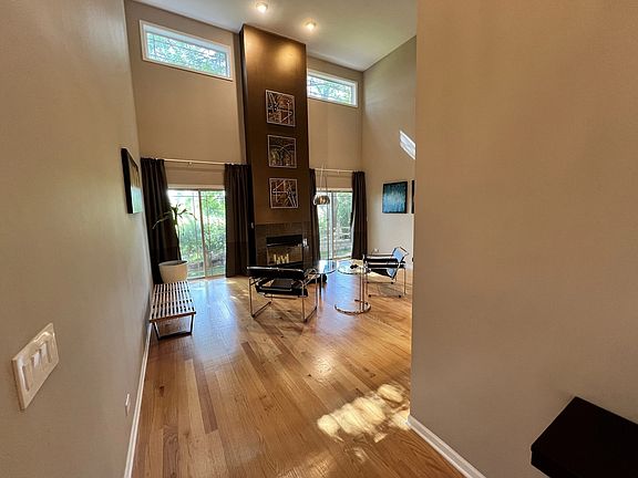 4th image of 141 Finstad Dr