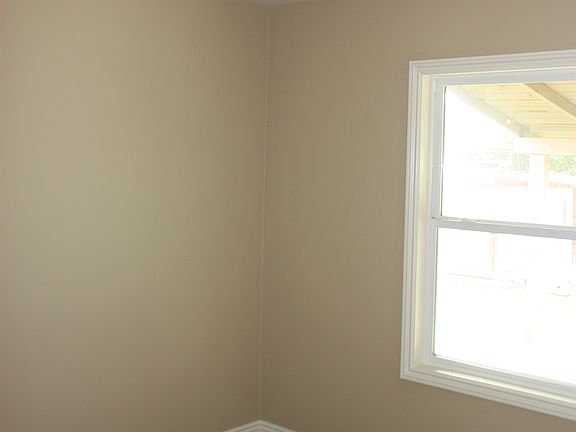 4th image of 9292 Jennrich Ave