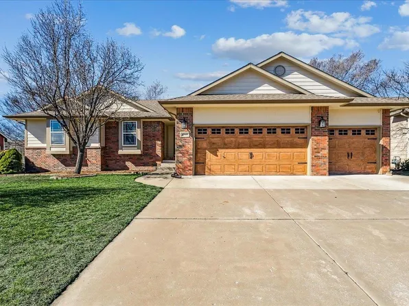 4945 N Highland St, Wichita, KS 67220