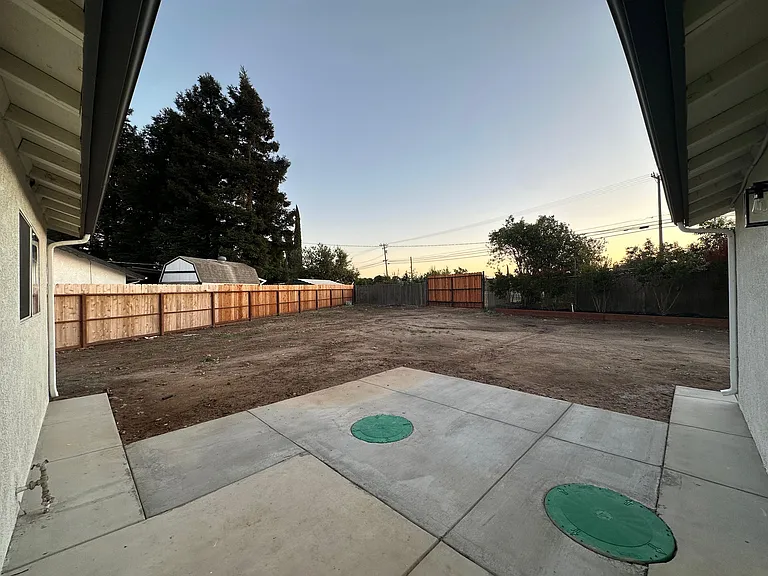 13000 Lorenzo Ct — Photo 39