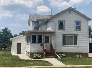 327 S Columbus St, Randolph, WI 53956