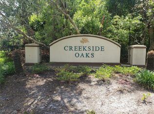 27 Creekside Dr, Waverly, GA 31565