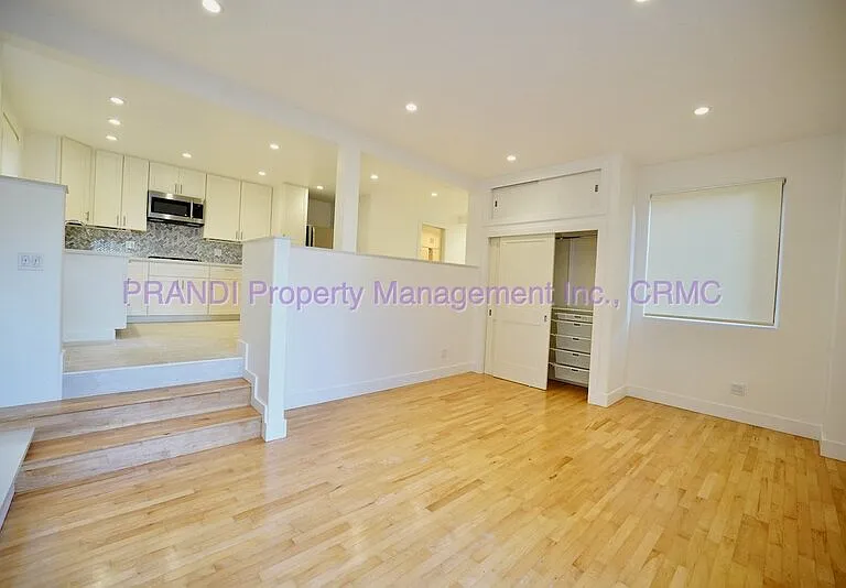 225 California Ave — Photo 19