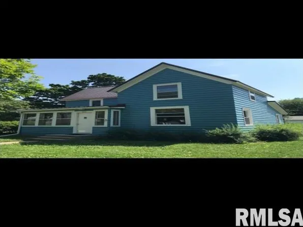 211 S High St, Sibley, IL 61773