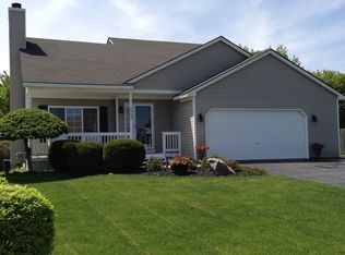 750 Doral Dr, Oxford, MI 48371