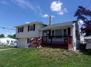 93 W Laurel Dr, Somers Point, NJ 08244