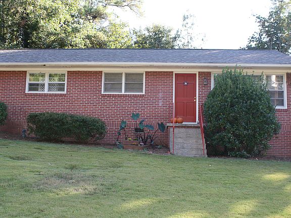 2nd image of 566 Woodland Hills Dr