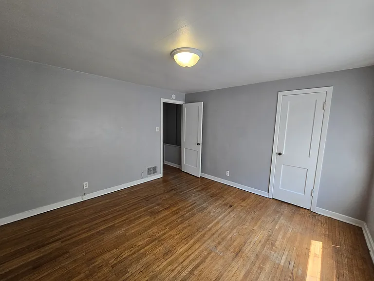 227 Madison St — Photo 19