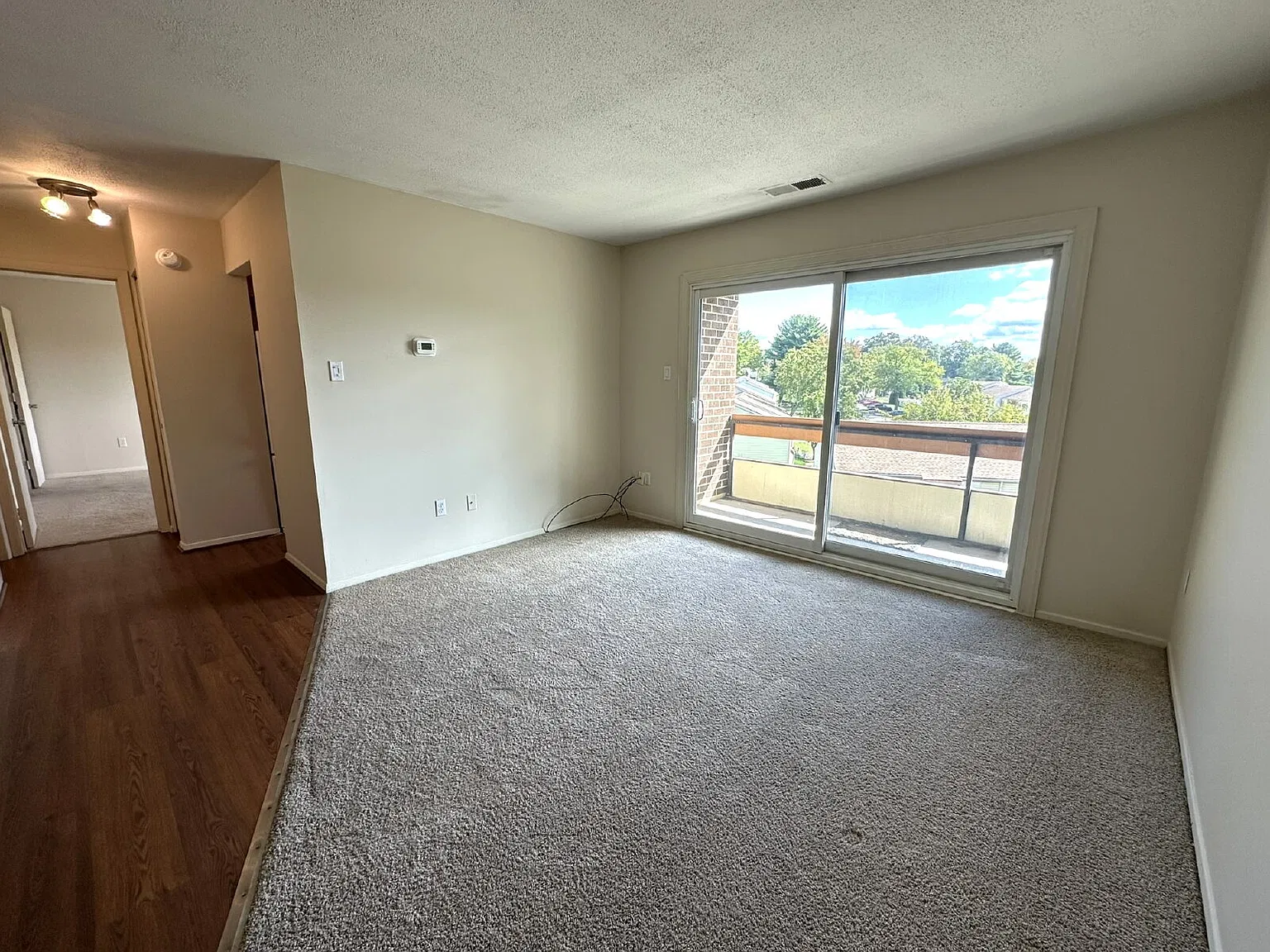 1 bed, 1.0 bath, 650 sqft, $1,350 — Photo 4