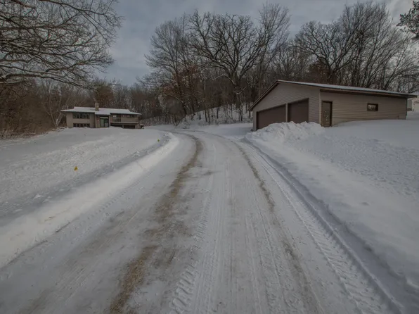 9350 Barnes Ave, Inver Grove Heights, MN 55077