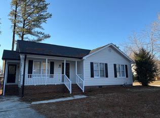 3525 Castlegate Dr, Raleigh, NC 27616