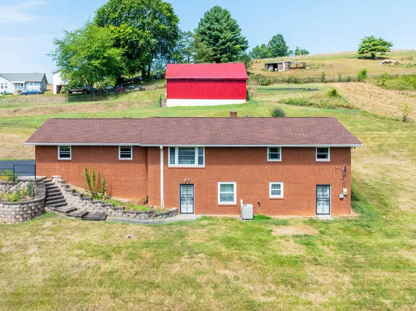 335 McKenzie Dr, Kingsport, TN 37660