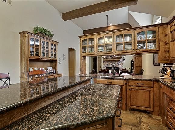 4th image of 4028 Westmont Ct