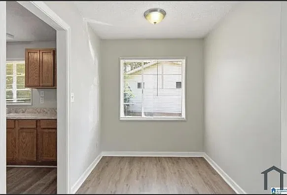3 bed, 1020 sqft, $1,300 — Photo 4