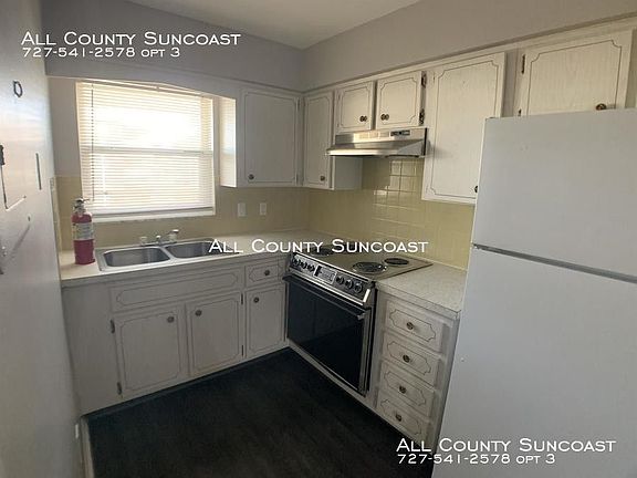 5th image of 3160 36th St N APT 109