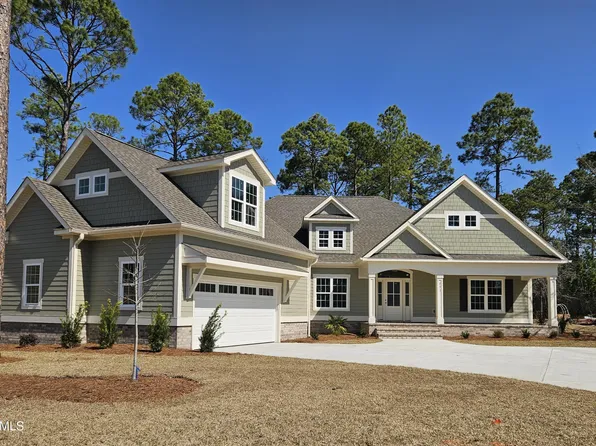 693 Breezewood Drive SE, Bolivia, NC 28422