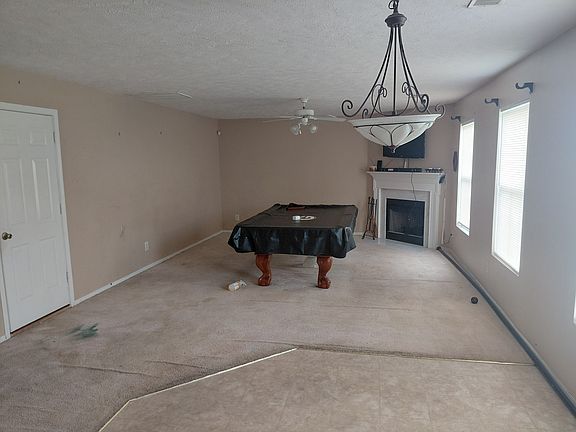 3rd image of 3208 Woodpoint Dr