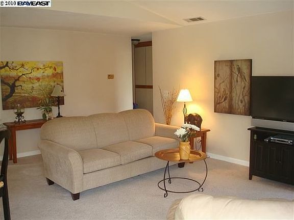 2nd image of 3731 Crow Canyon Rd