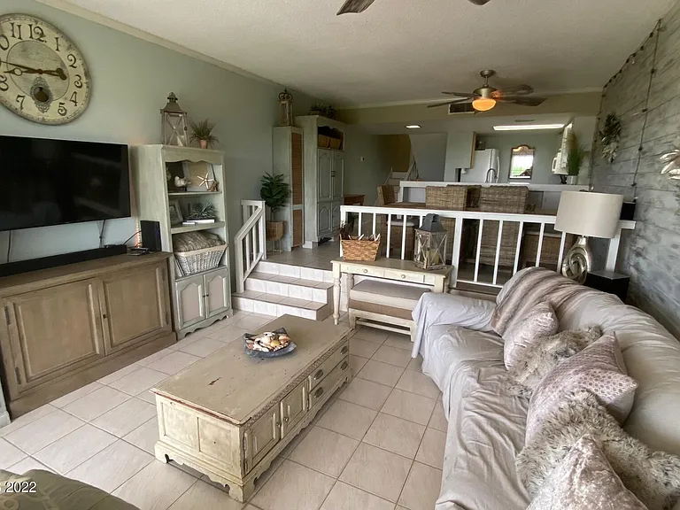 5050 Ocean Beach Blvd #104 — Photo 6