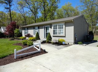 105 McCurdy Ave, Franklinville, NJ 08322