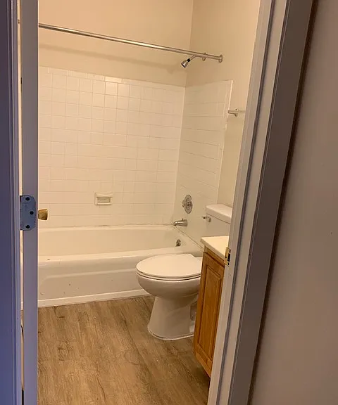 555 Deepwoods Dr #2C — Photo 10