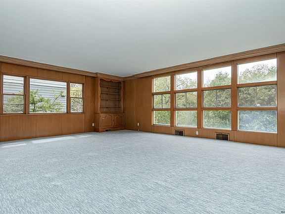 5th image of 5 Marion Ave