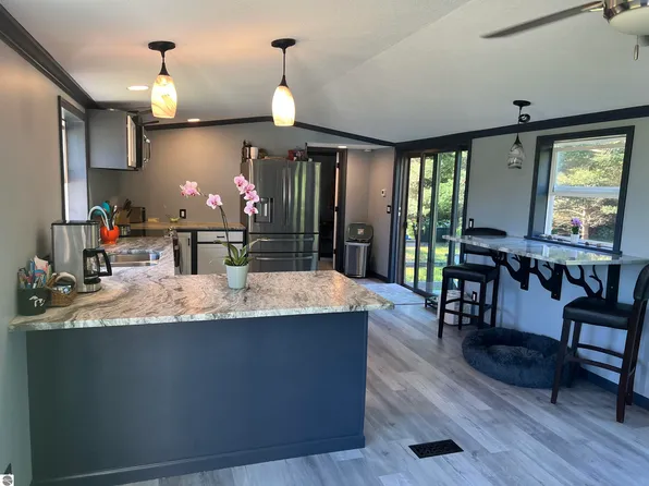 6627 Baggs Rd, Williamsburg, MI 49690