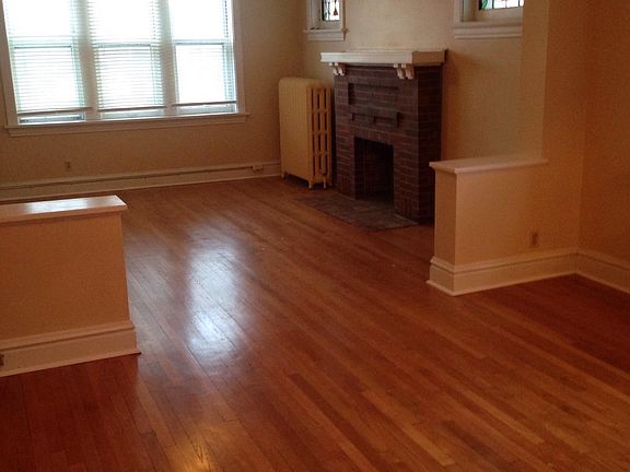 3rd image of 3647-3649 Wilmington Ave